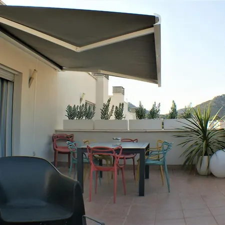 Atico-duplex Moderno En En El Centro De Av-65 דירה *
